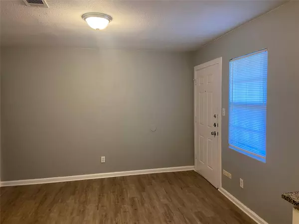 410 Thorndale RD #C, Taylor, TX 76574