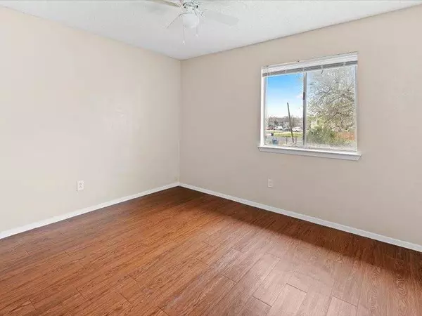 8412 Garcreek CIR #D, Austin, TX 78724