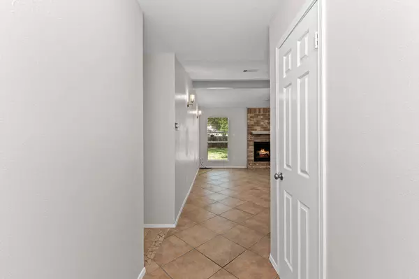 1816 Goodson LN, Round Rock, TX 78664