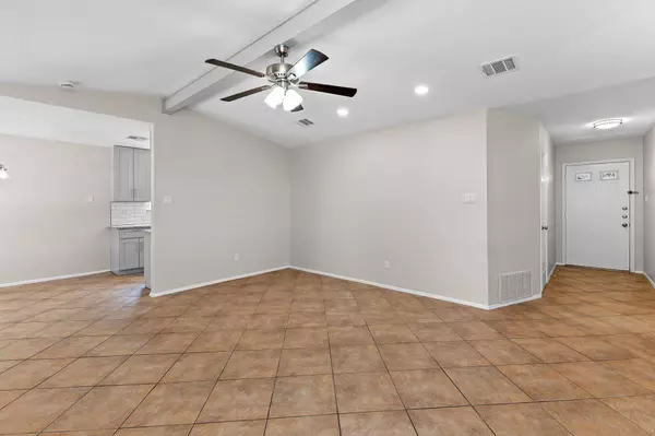 1816 Goodson LN, Round Rock, TX 78664