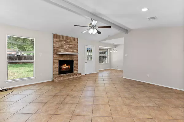 1816 Goodson LN, Round Rock, TX 78664