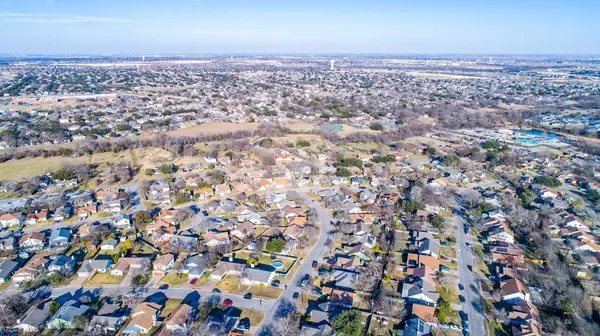 1101 Cresswell DR, Pflugerville, TX 78660