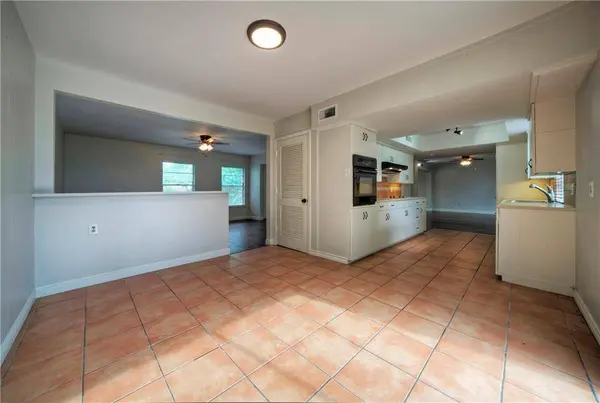 2105 Rabb RD #Front Home, Austin, TX 78704