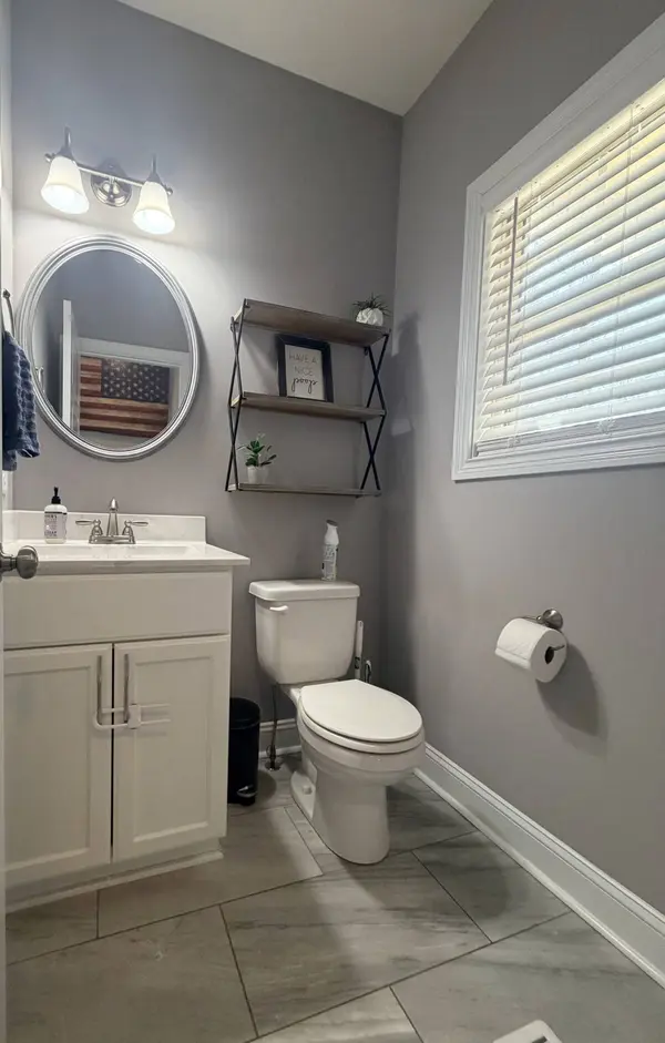 391 Kristie Michelle Ln, Clarksville, TN 37042