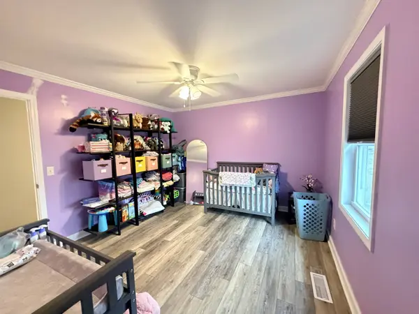 225 Smith St, Puryear, TN 38251