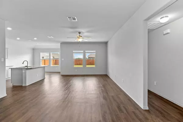 203 Helen RD, Hutto, TX 78634