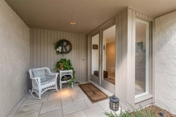 203 WEEPING ELM LN, Longwood, FL 32779