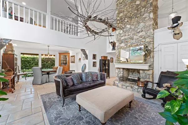 203 WEEPING ELM LN, Longwood, FL 32779