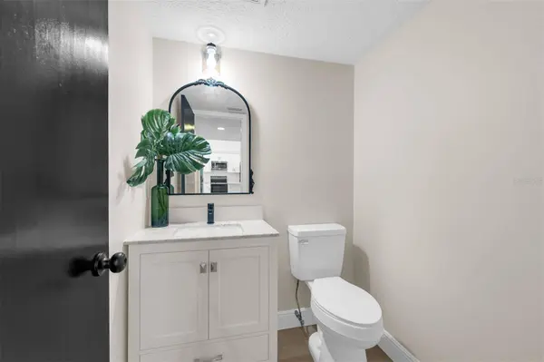 1216 LINMAR AVE, Fruitland Park, FL 34731