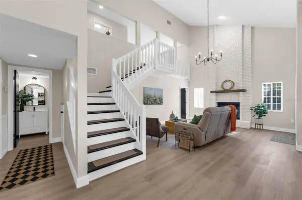 1216 LINMAR AVE, Fruitland Park, FL 34731