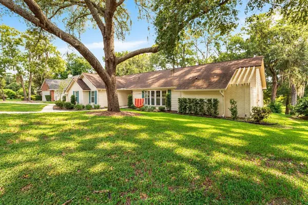2001 HIDDEN PINE LN, Apopka, FL 32712