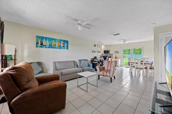 19309 Carolina CIR, Boca Raton, FL 33434