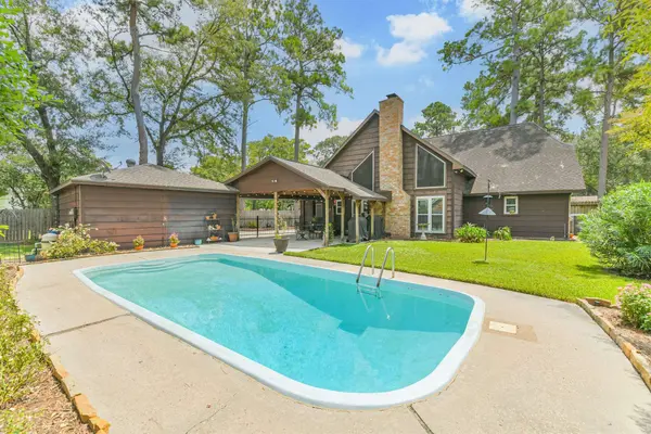 10610 Laneview DR, Houston, TX 77070