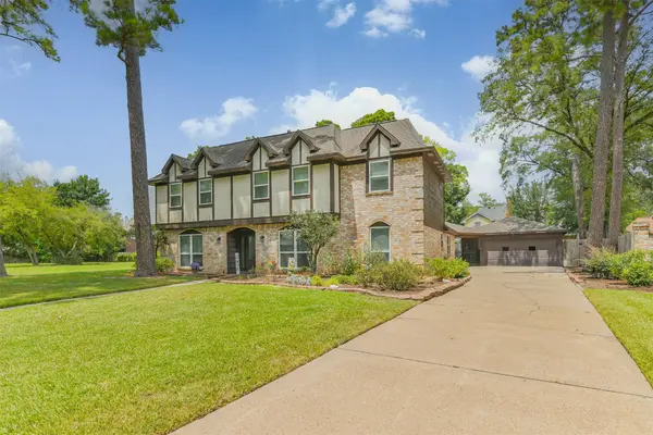 10610 Laneview DR, Houston, TX 77070