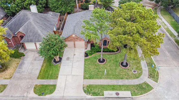 15002 Chestnut Falls Dr, Cypress, TX 77433