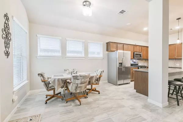 135 Winged Elm Ct, Willis, TX 77318