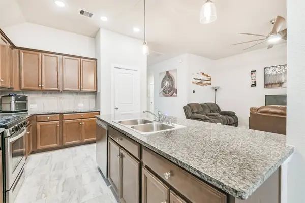 135 Winged Elm CT, Willis, TX 77318