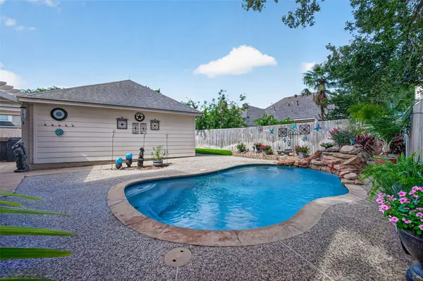 17407 Longs Peek Ct, Tomball, TX 77377