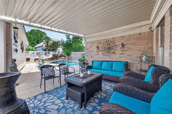 17407 Longs Peek Ct, Tomball, TX 77377
