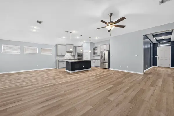 2805 Bretton Woods Dr, Conroe, TX 77301