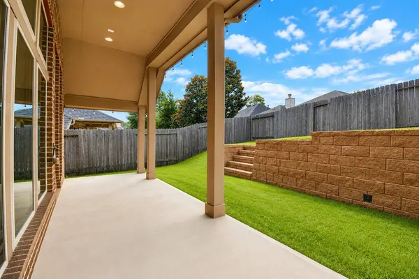 173 Pinnacle Ridge Dr, Montgomery, TX 77316