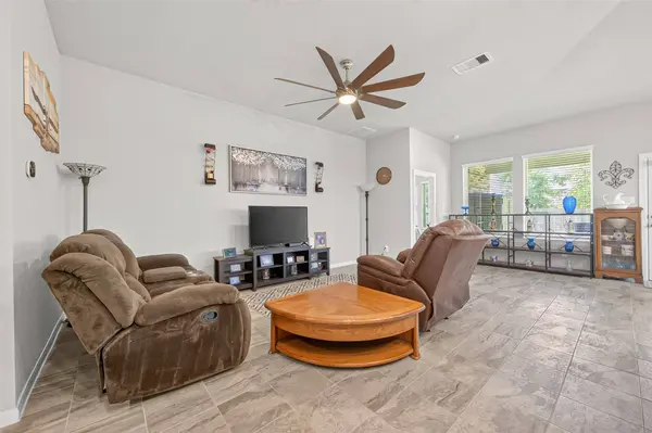 135 Winged Elm CT, Willis, TX 77318