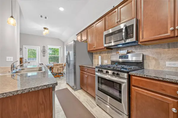 135 Winged Elm CT, Willis, TX 77318