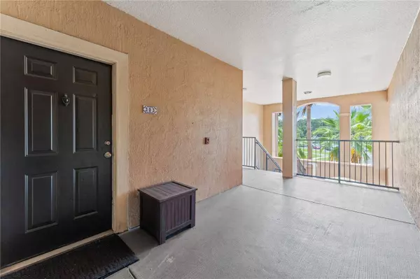 5560 METROWEST BLVD #303, Orlando, FL 32811