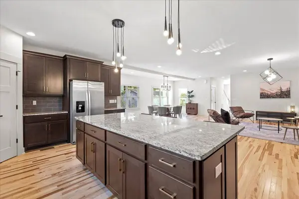 1229 N Avondale Cir, Nashville, TN 37207