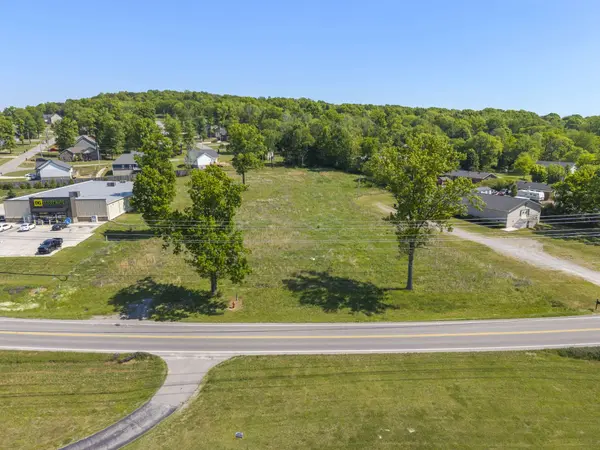 621 McMurry Blvd #E, Hartsville, TN 37074