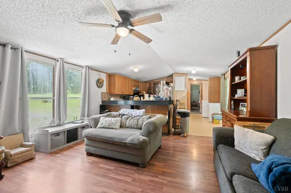 7515 New Chapel RD, Spout Spring, VA 24593