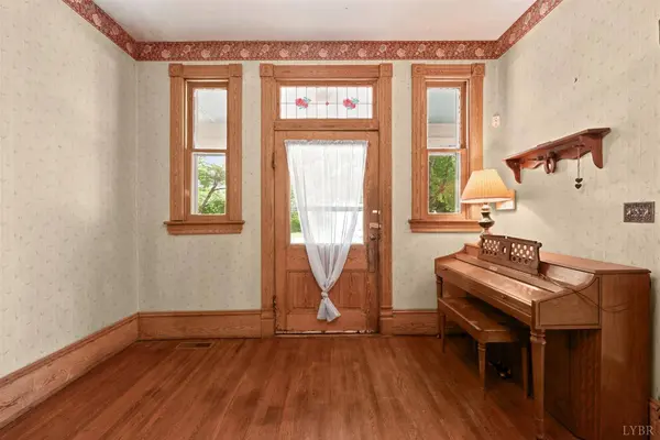 35 Easton AVE, Lynchburg, VA 24503
