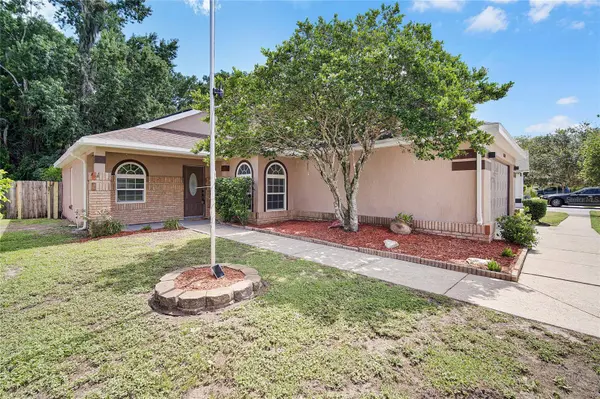 10303 WINDING CREEK LN, Orlando, FL 32825