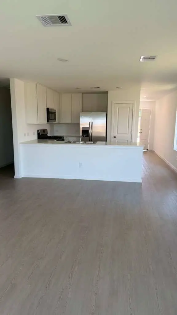 20050 White Dove Tr, Crosby, TX 77532