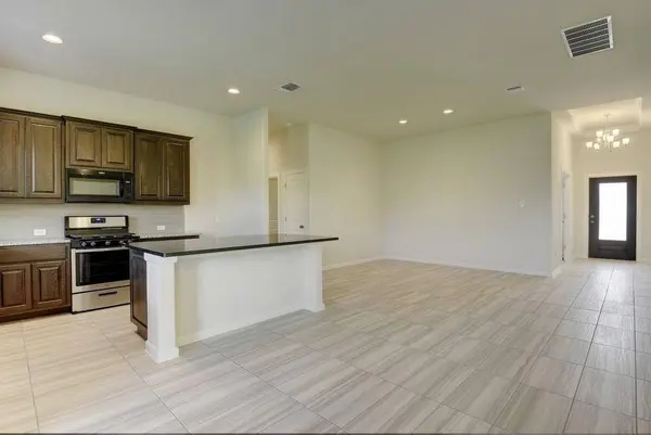 108 Swift Water LOOP, Bastrop, TX 78602