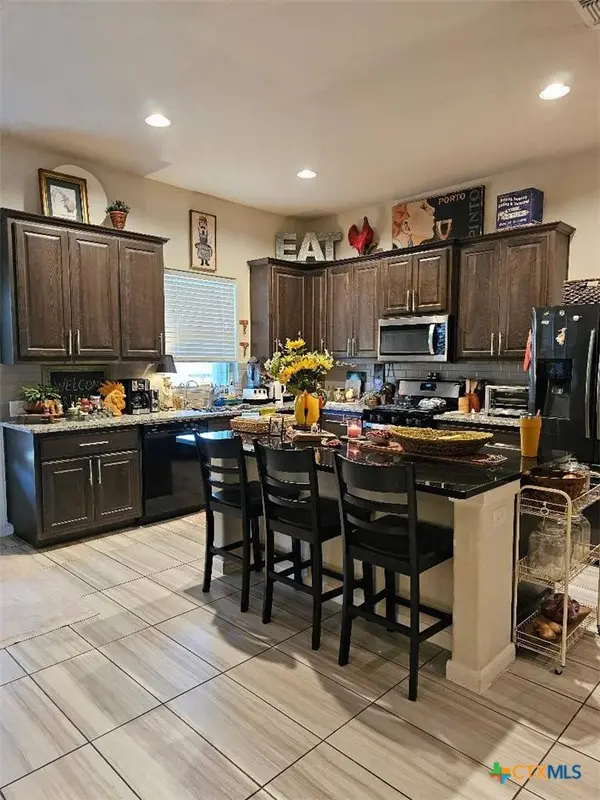 108 Swift Water LOOP, Bastrop, TX 78602