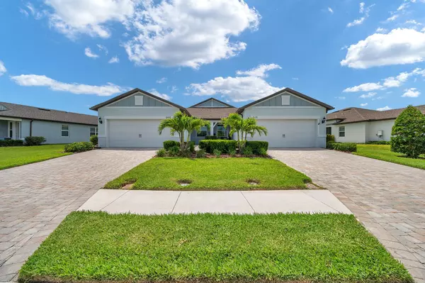 Huge Price Reduction on a Stunning villa at 8431 Ocean Tides CV in Parrish, FL – Don’t Miss This Opportunity!,Victoria LeGrow, P.A