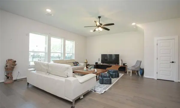 2103 Pueblito DR, Houston, TX 77077