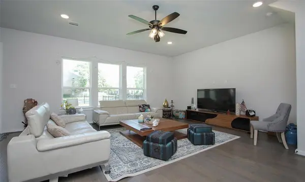 2103 Pueblito DR, Houston, TX 77077