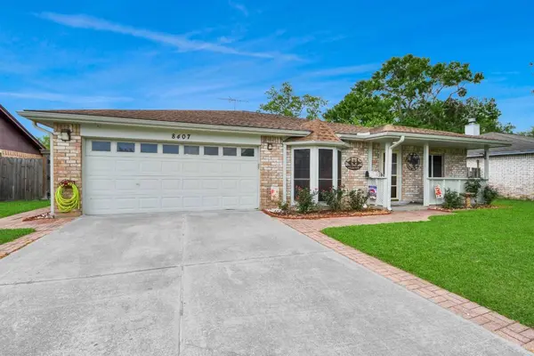 8407 Bandridge RD, La Porte, TX 77571