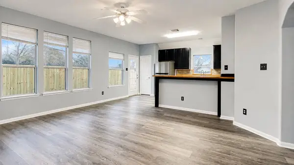 4031 Raspberry CT, Dickinson, TX 77539