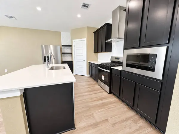 3002 Skyline Mesa DR, Houston, TX 77047