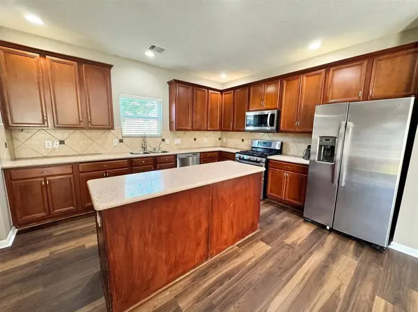 1991 Tranquility LN, League City, TX 77573