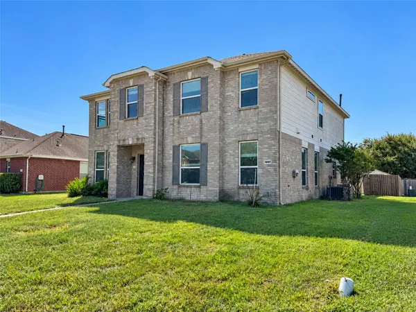 1991 Tranquility LN, League City, TX 77573