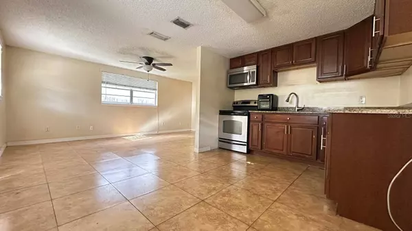 6715 RIVER RD, Tampa, FL 33615