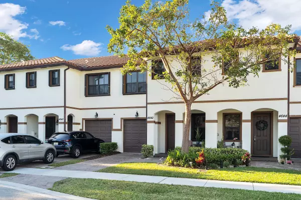 4642 Silver Saw LN, Lake Worth, FL 33463