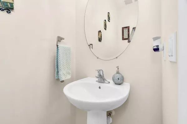 4642 Silver Saw LN, Lake Worth, FL 33463