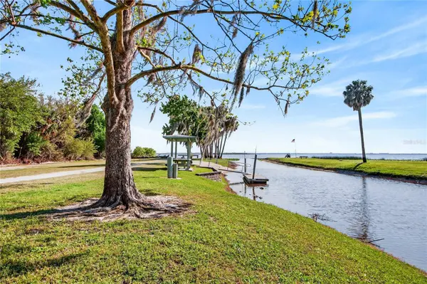 424 STONE ISLAND RD, Deltona, FL 32725