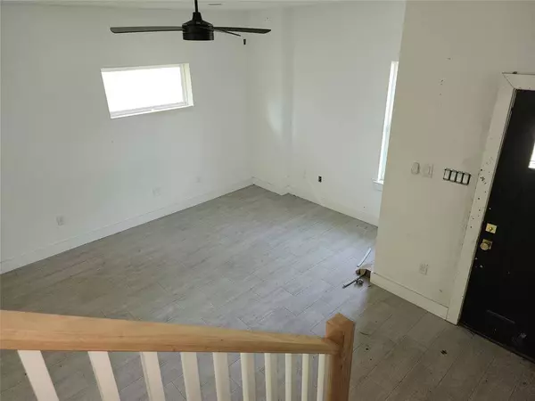 8208/8210 Knox ST, Houston, TX 77088