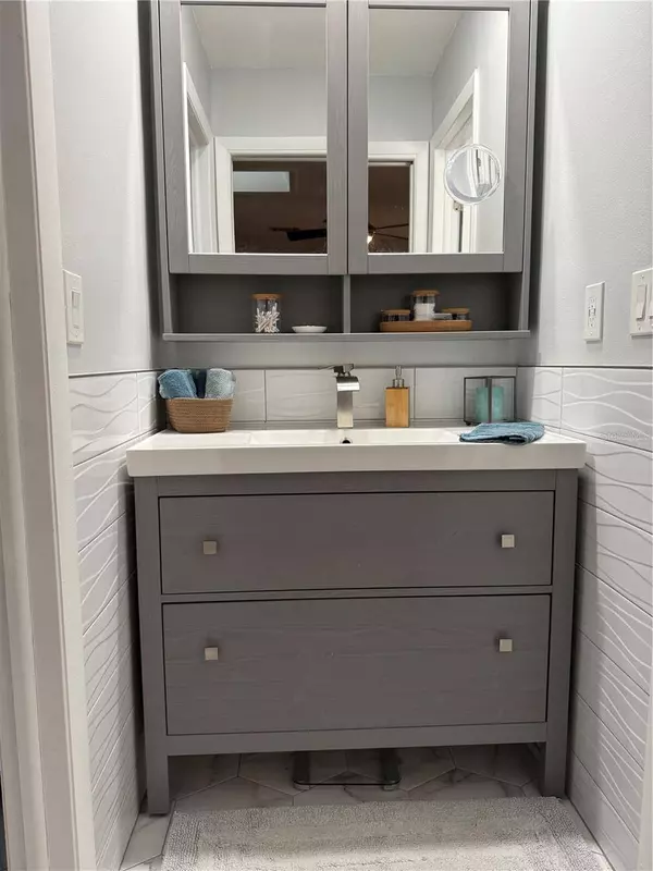 109 TIMBER CIR, Safety Harbor, FL 34695